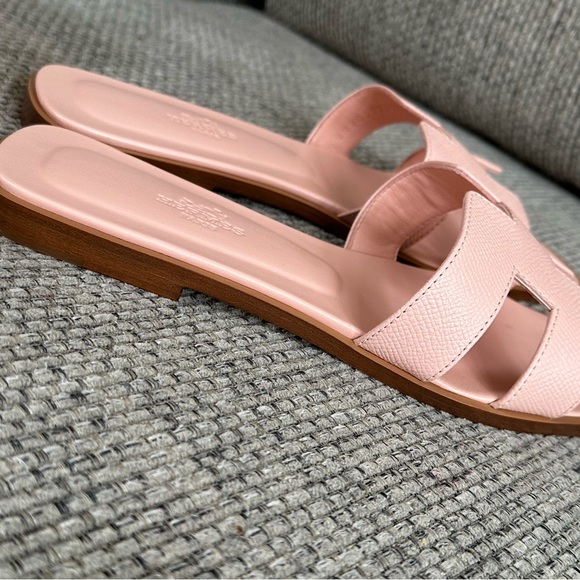 NEW Hermes Rose Pale Epsom Calfskin Oran SandalS - Picture 9 of 13